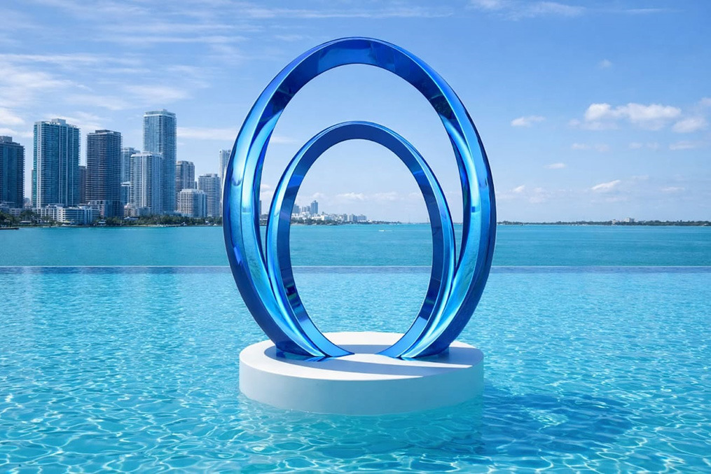 George Panossian : "Le Bleu comme Horizon"